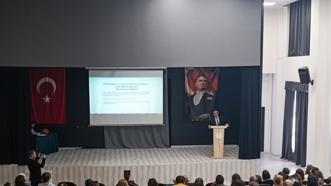 2025-2026 EĞİTİM ÖĞRETİM DÖNEMİ SENE BAŞI REHBER ÖĞRETMEN/PSİKOLOJİK DANIŞMAN TOPLANTISINI GERÇEKLEŞTİRDİK